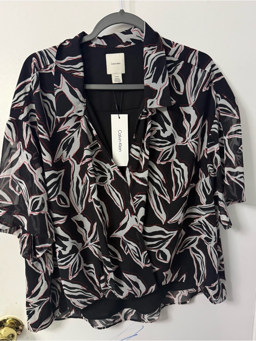 Calvin Klein Black Floral-Print Wrap Blouse with White and Red Accents